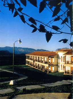 cuba_hotel_laermita1.jpg (44779 Byte)