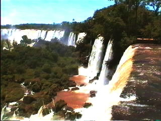 cataratas3.jpg (25316 bytes)