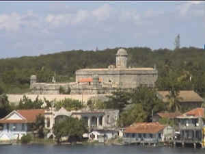 cuba_cienfuegos_castell_1.jpg (196710 Byte)