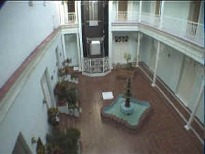 cuba_cienfuegos_hotel_union_springbrunnen.jpg (186858 Byte)