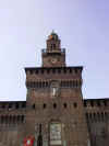 milano_burg_front2.jpg (59452 Byte)