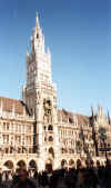 muenchen_rathaus.jpg (151149 Byte)