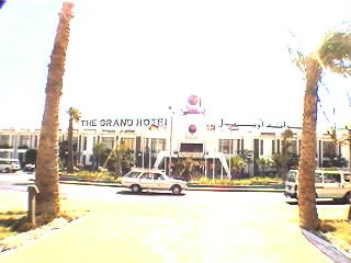 grandhotel.jpg (19556 Byte)