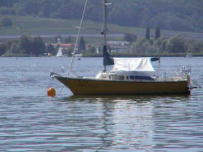 seeende_gelbes-boot.jpg (156599 Byte)